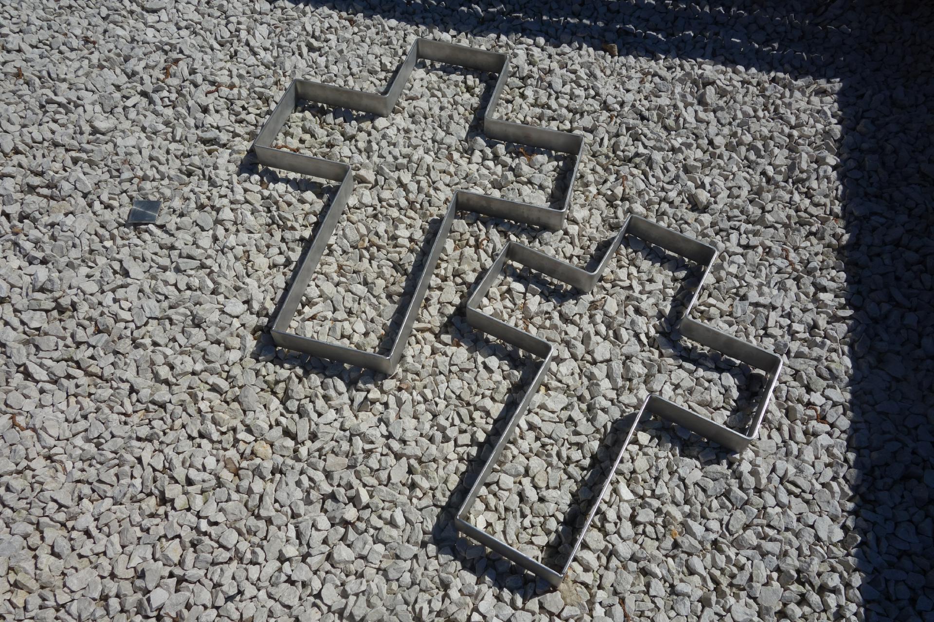 Kreuz Edelstahl Grabkreuz Beeteinfassung Garten Designblech Beet Grabschmuck Grabeinfassung