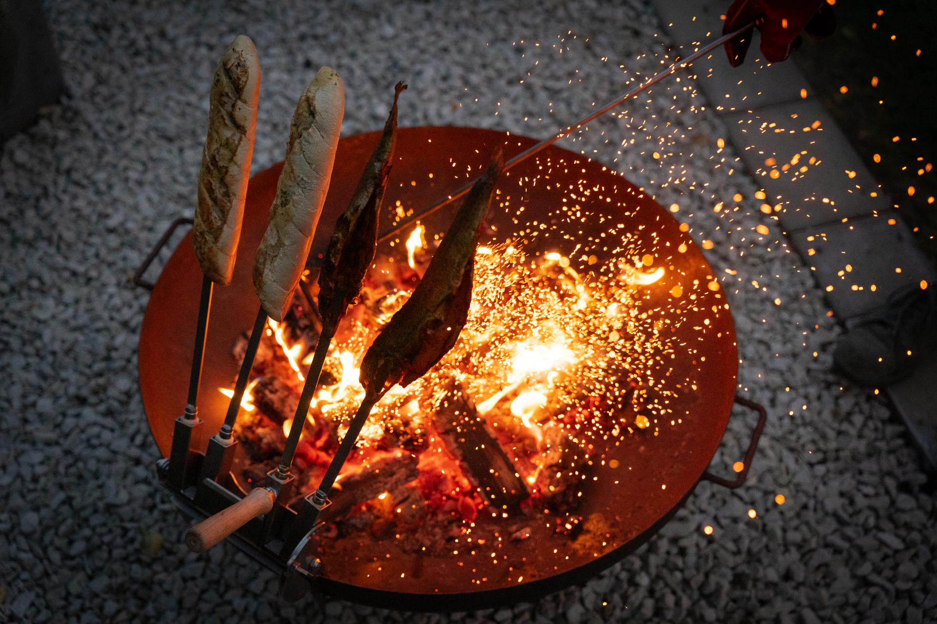 Steckerlfischhalter Spießhalter mit Rastverstellung Set
