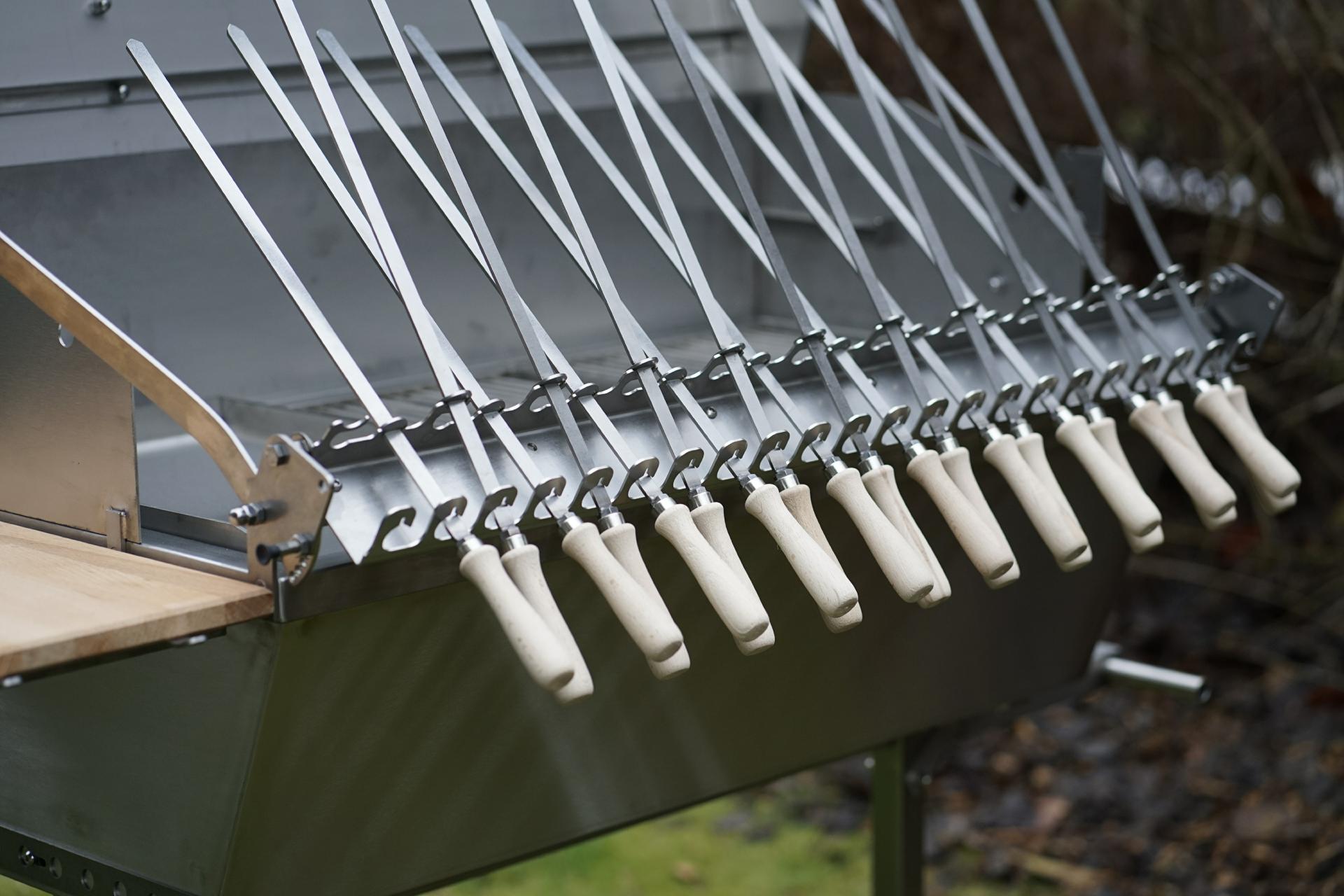 Fischsmoker BBQ Fischgrill Edelstahlgrill Holzkohlegrill Steckerlfisch (3) Fischsmoker BBQ Fischgrill Edelstahlgrill Holzkohlegrill Steckerlfisch (3)