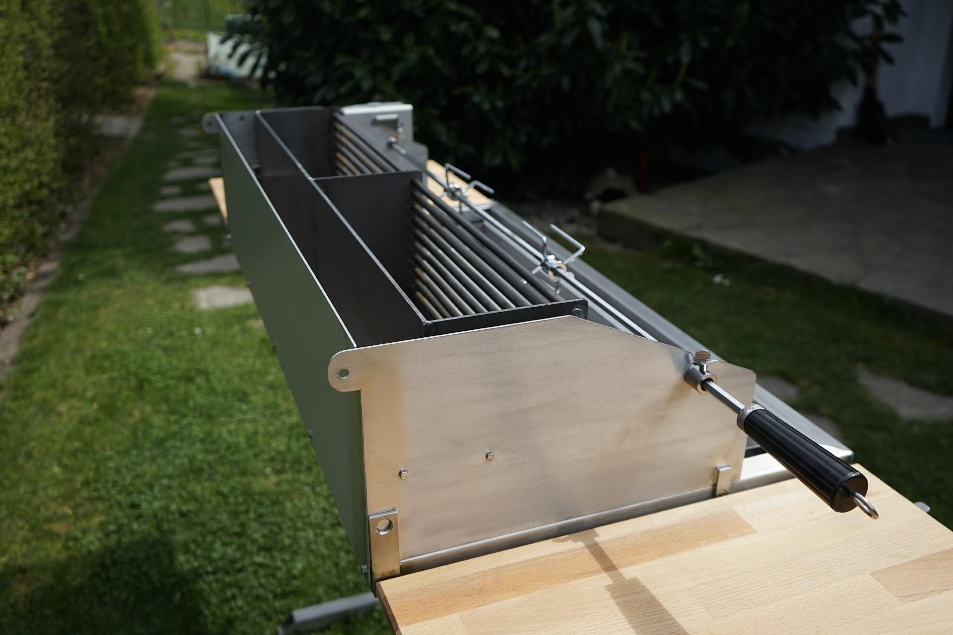 Edelstahlgrill Gastrogrill Fischgrill Steckerlfischgrill Gastro Fisch Edelstahl Grill Smoker BBQ Spiegrill Spanferkel Spanferkelgrill (2) Edelstahlgrill Gastrogrill Fischgrill Steckerlfischgrill Gastro Fisch Edelstahl Grill Smoker BBQ Spiegrill Spanferkel Spanferkelgrill (2)