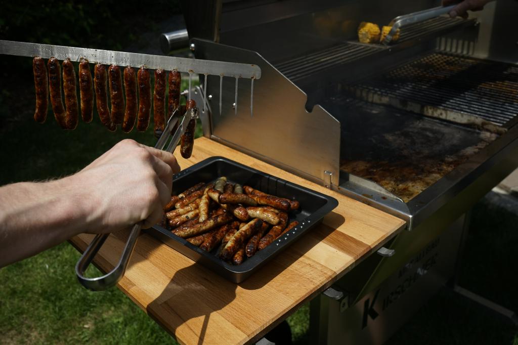 Wurstkamm-Wursthalter-Wurst-grillen-Bratwurst-Wurstgrill-Bratwurstgrill-Grillkamm-Grill-kamm-Grill-Gadget-10Wi620iHpvlp4c Wurstkamm Wurstwender Edelstahl Wurst Grillzange Wursthalter Grillguthalter Bratwurst Rostbratwurst Grillzubehör Grillgadget Geschenk Grillzange BBQ Edelstahl Rostfrei Bratwurstzange Grill-Spieße Spieß Fleisch Fisch Gemüse