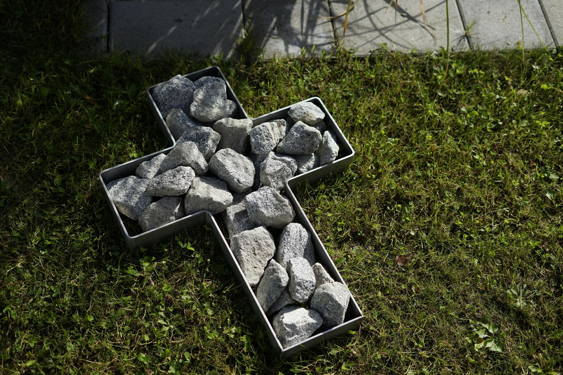 Kreuz Edelstahl Grabkreuz Beeteinfassung Garten Designblech Beet Grabschmuck Grabeinfassung