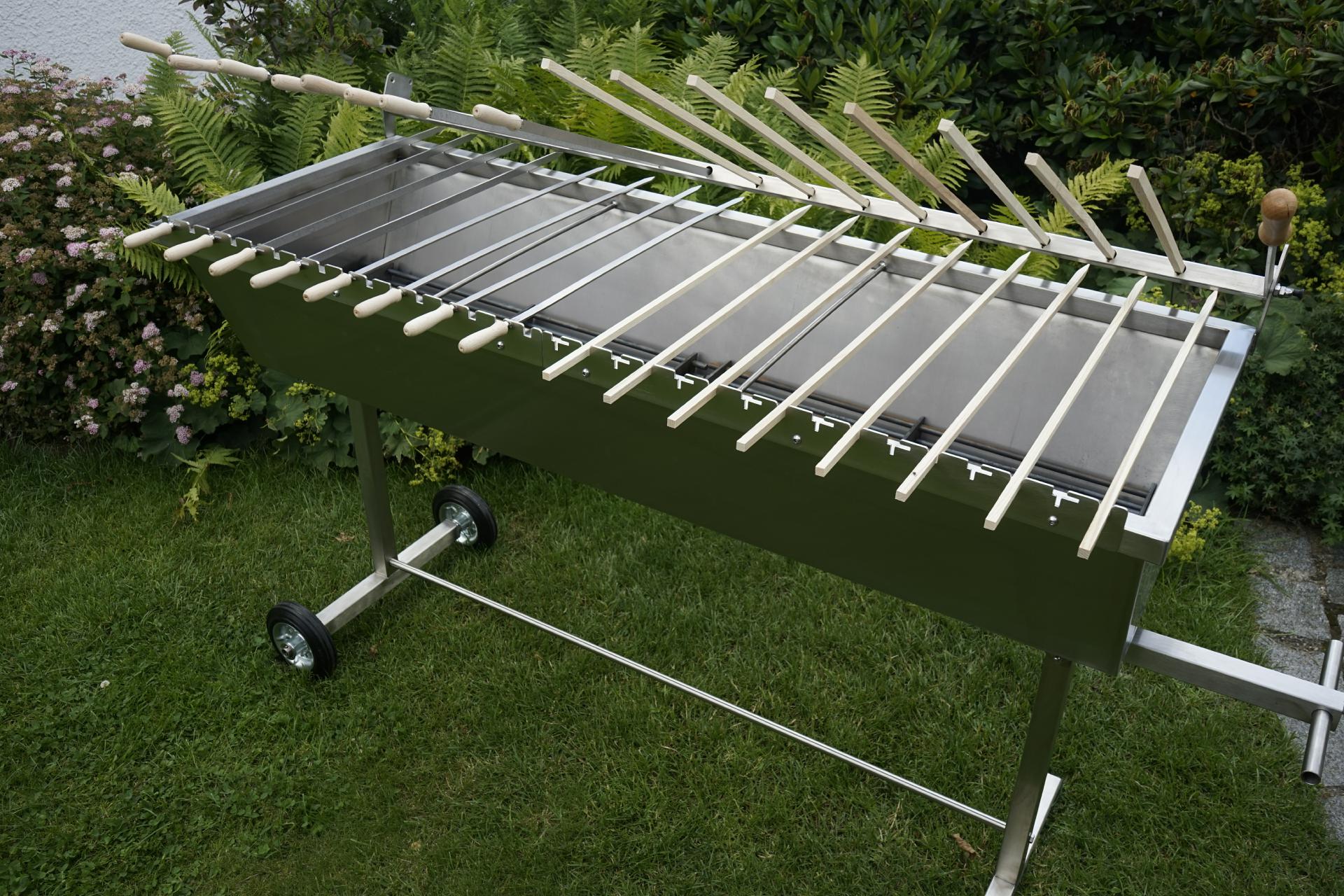 Steckerlfisch Fischgrill Steckerlfischgrill Grillaufsatz Fisch halter Spiehalter Klemmleiste Klemmschiene (4) Steckerlfisch Fischgrill Steckerlfischgrill Grillaufsatz Fisch halter Spiehalter Klemmleiste Klemmschiene (4)