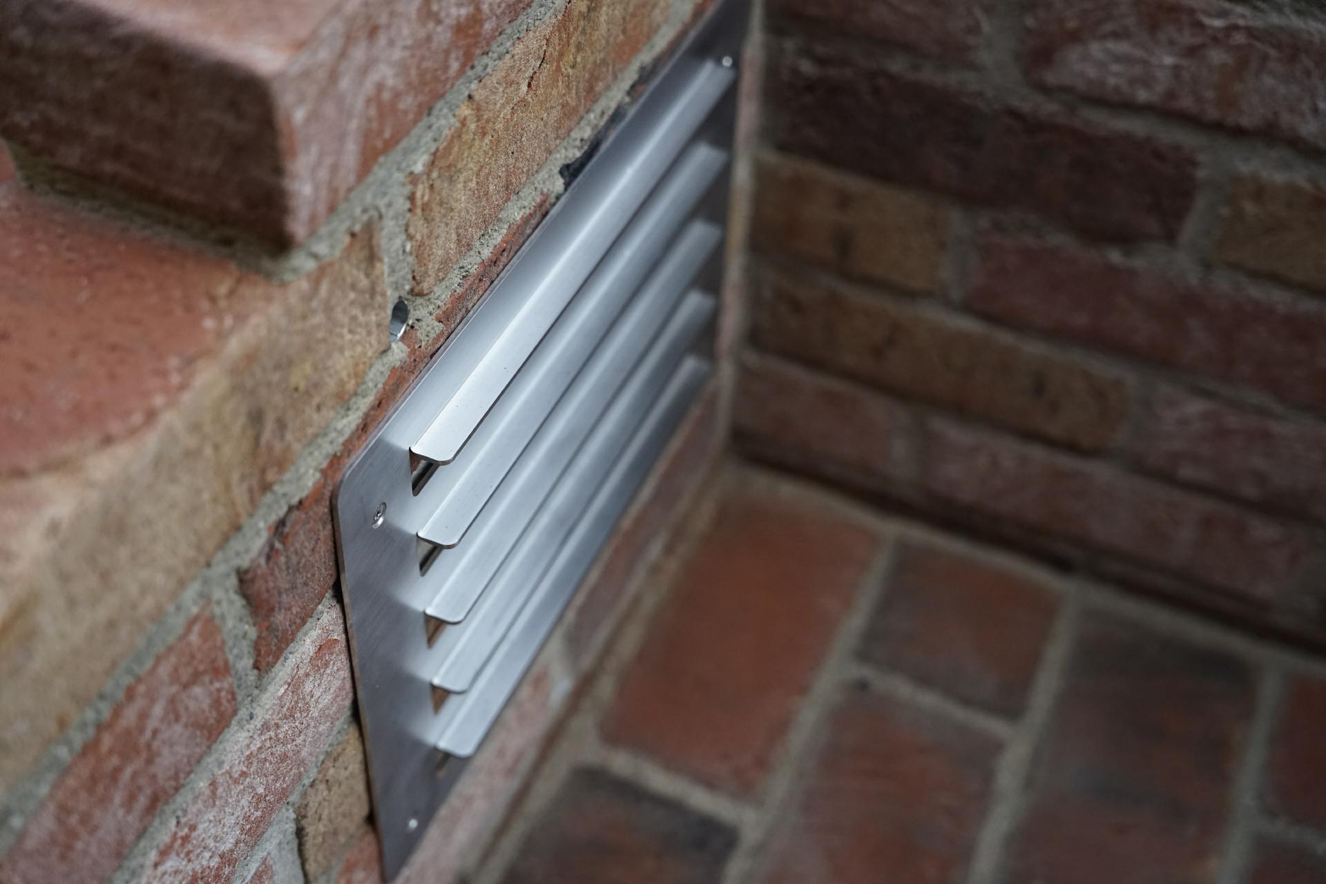 Schienensystem für Grillrost / Wandhalterung (Paar)