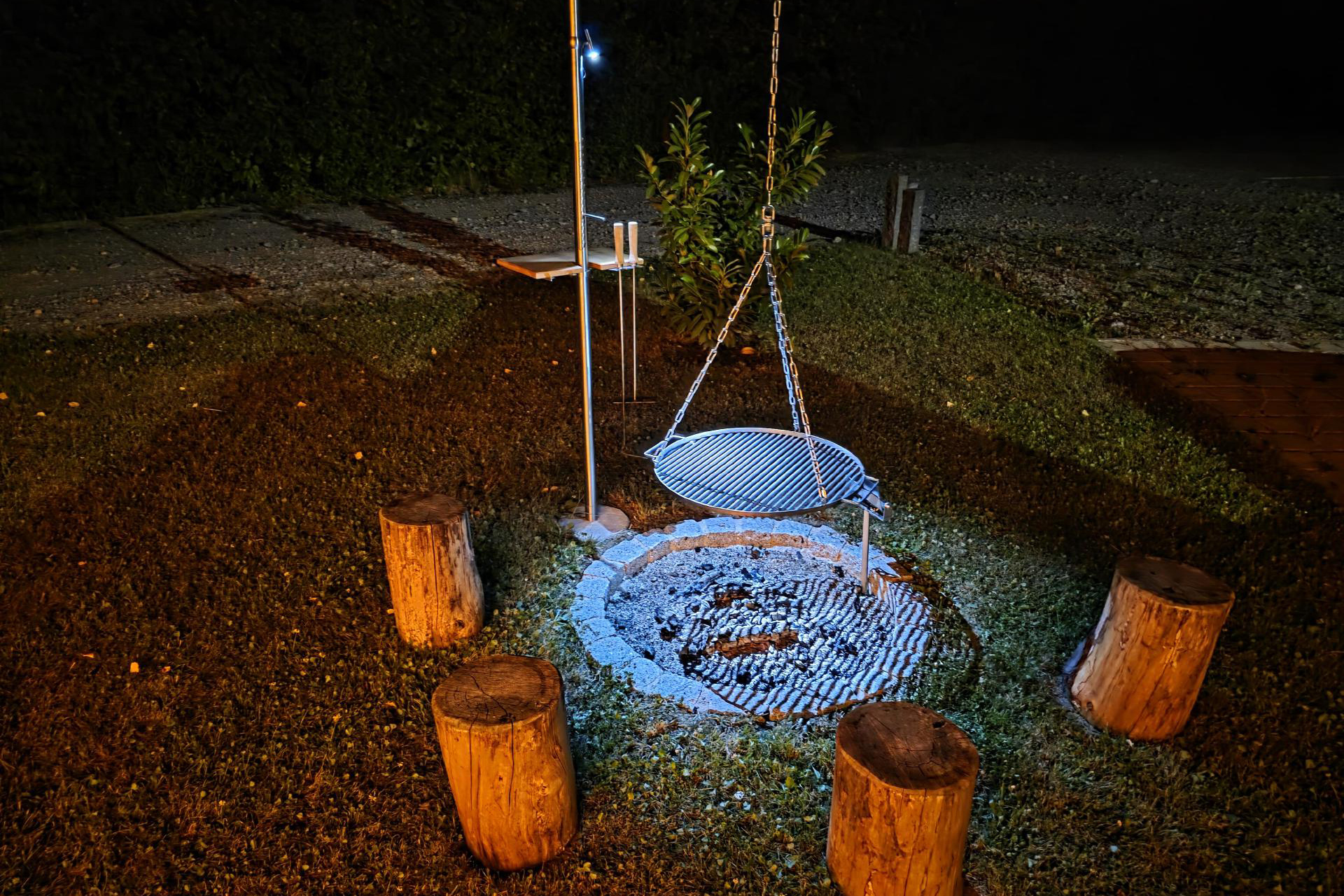 Taschenlampenhalter Beleuchtung für Grillgalgen Dreibein