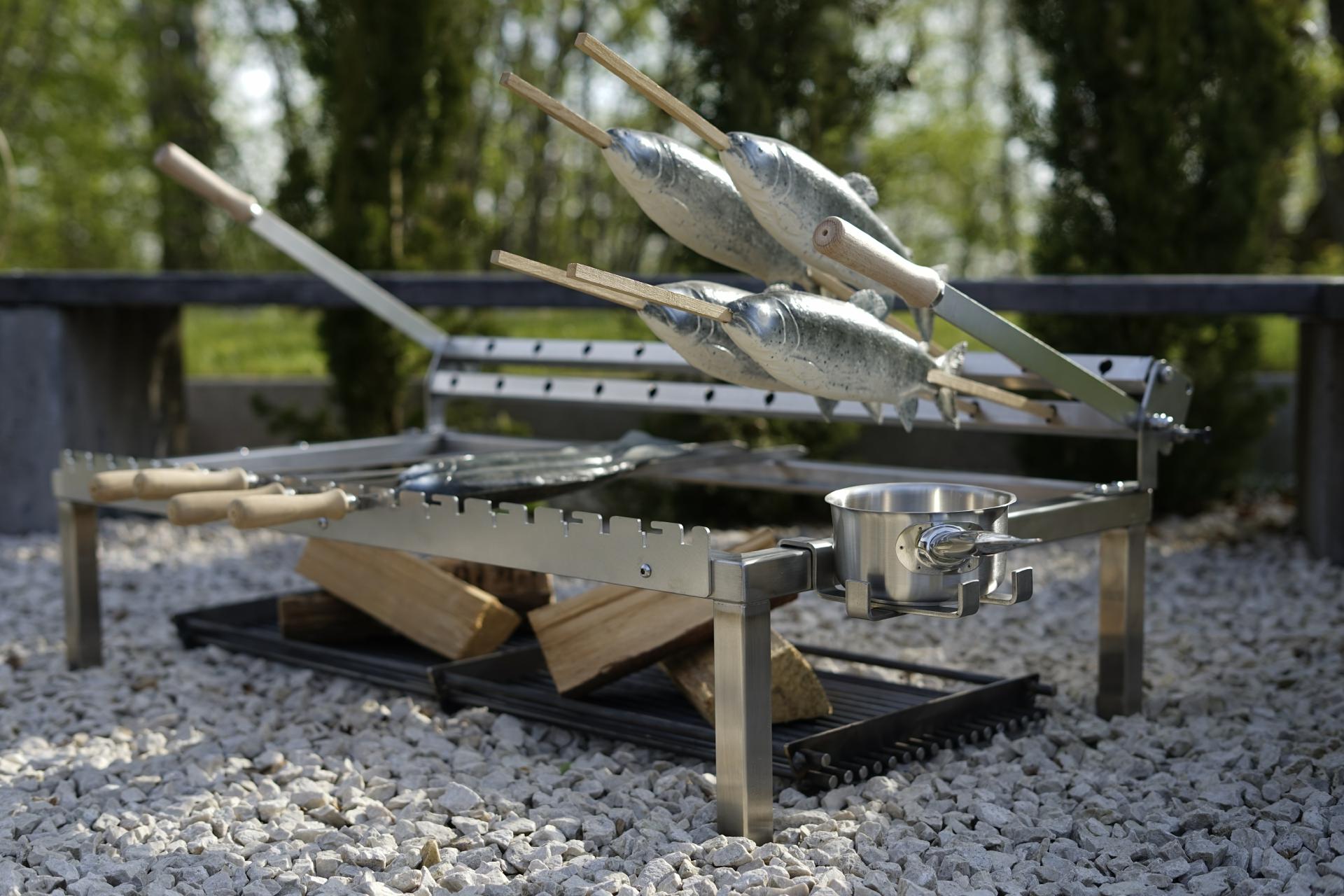 Grillgestell Rohrrahmen 30x30 mm mit Füße Edelstahl nach Maß Grillgestell Rohrrahmen 30x30 mm mit Füße Edelstahl nach Maß