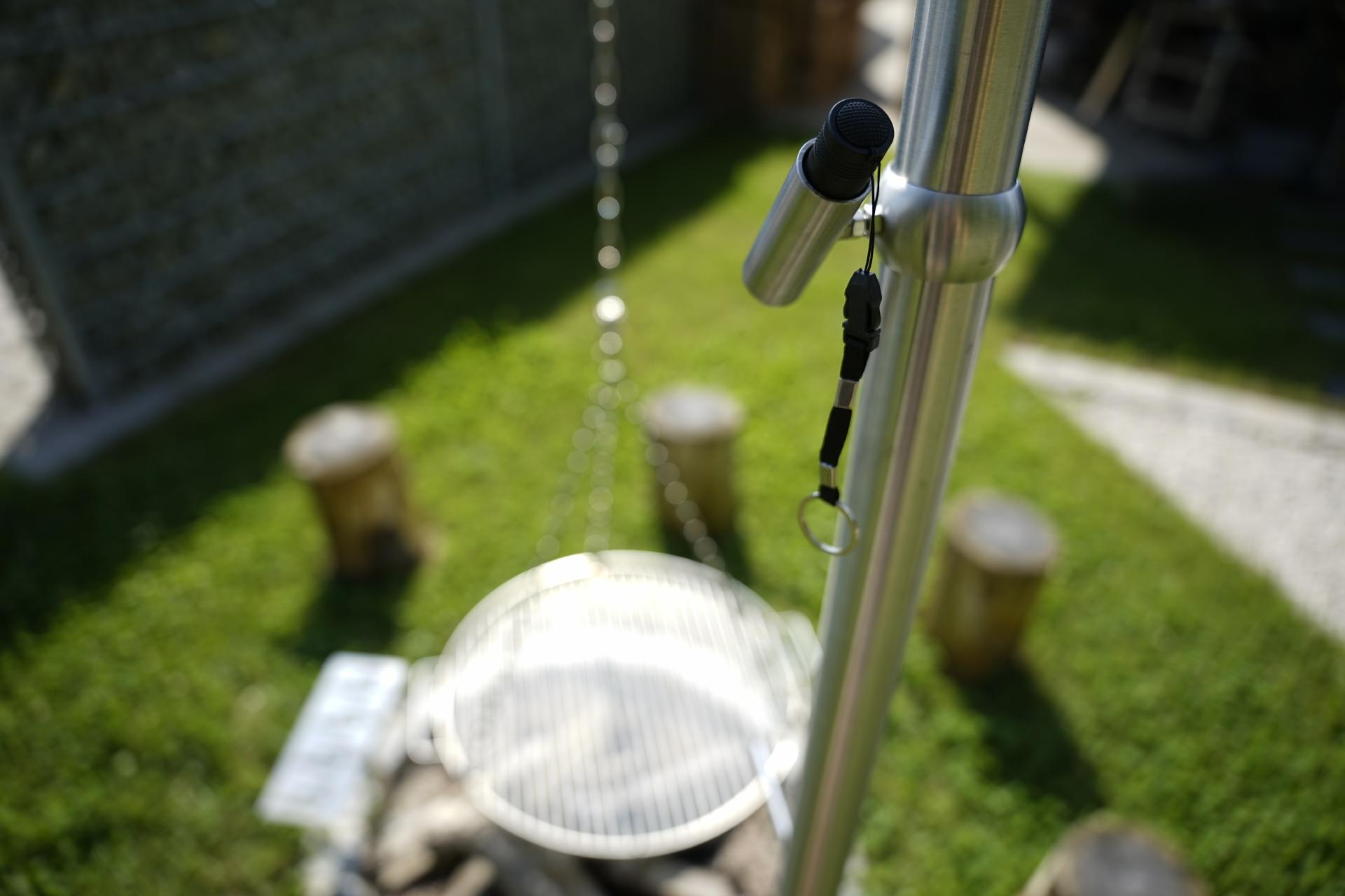 Taschenlampenhalter Beleuchtung für Grillgalgen Dreibein