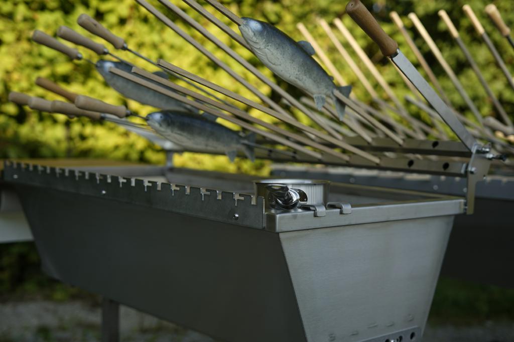 Steckerlfischgrill (8)