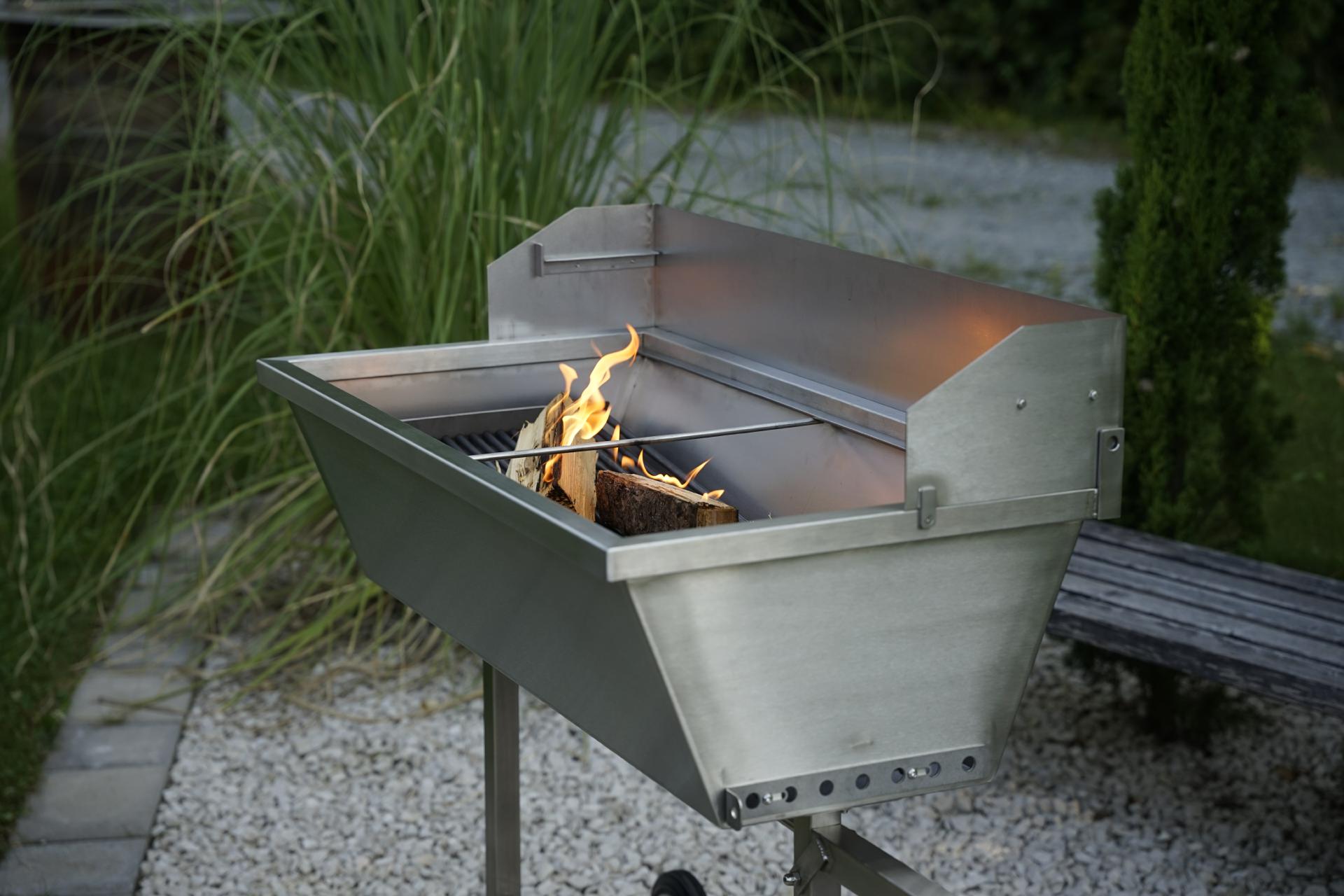 Edelstahlgrill Edelstahl Grill Familiengrill Holzkohle Hozkohlegrill Burgergrill Gastrogrill