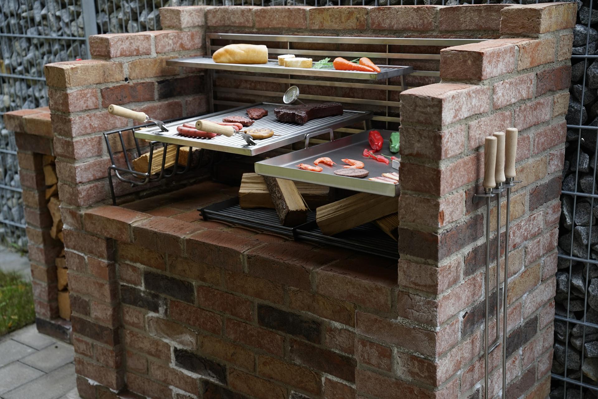 Plancha für Einklink-Grillgestell nach Maß 300 mm Breite Edelstahl Grillpfanne Grillplatte 30cm